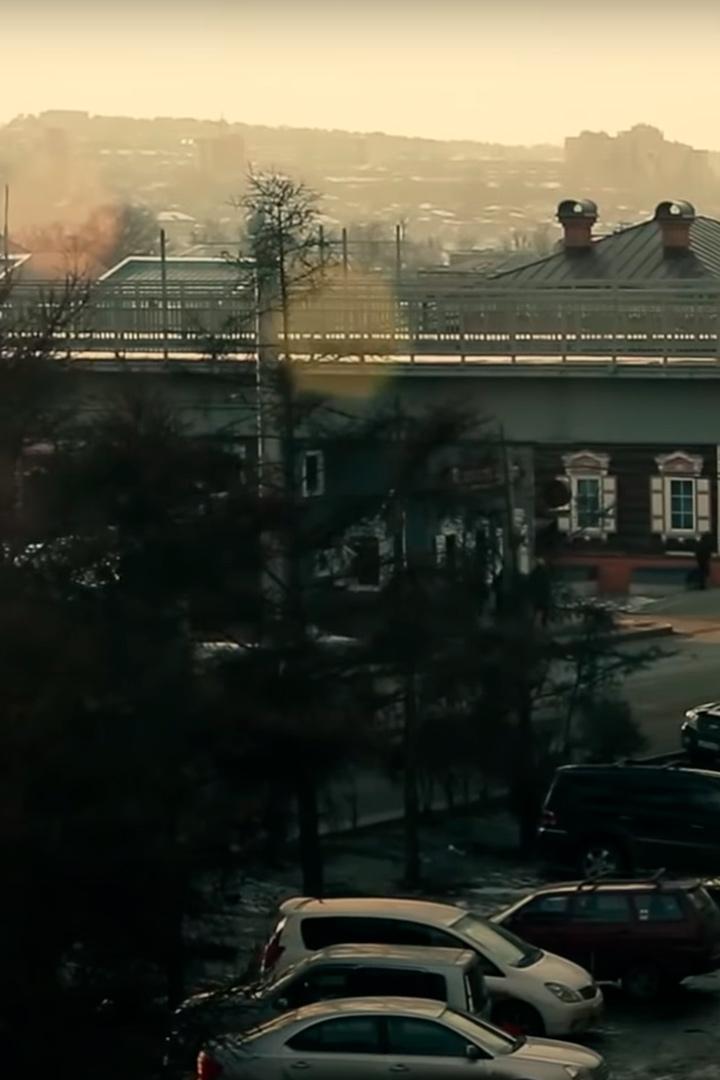 Сломанная кукла