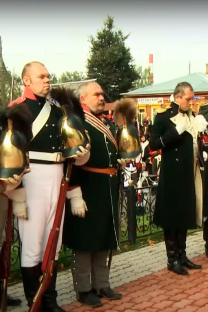 Военные реконструкторы