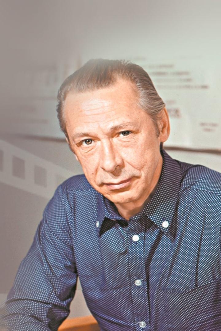 Олег Ефремов. Хроники смутного времени