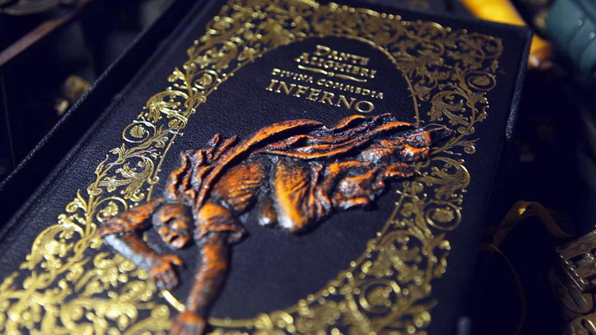 Книгоиздатель Алексей Захаренков