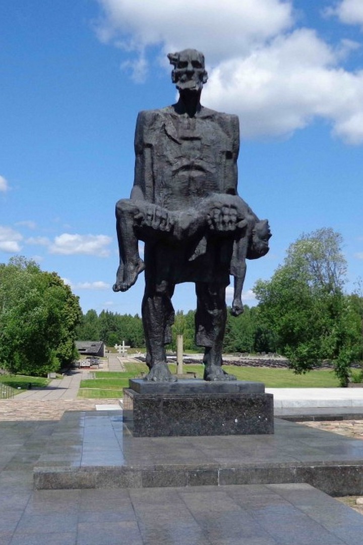 И будет жить Хатынь!