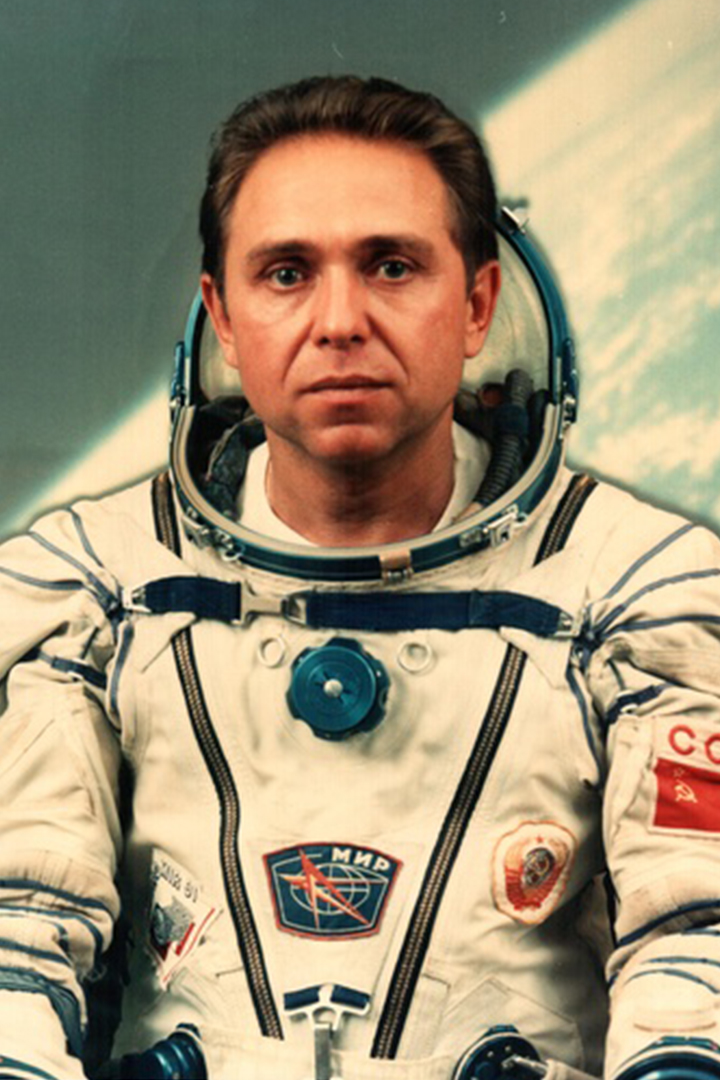 Космическая династия Волковых