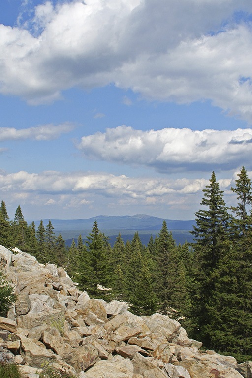 Хребет Зюраткуль