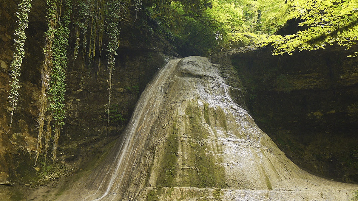 Недалеко от реки Шакуран