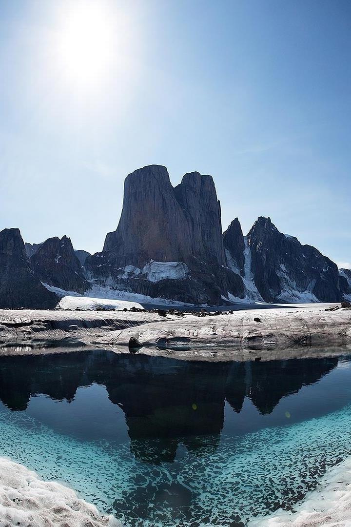 Покорение горы Асгард