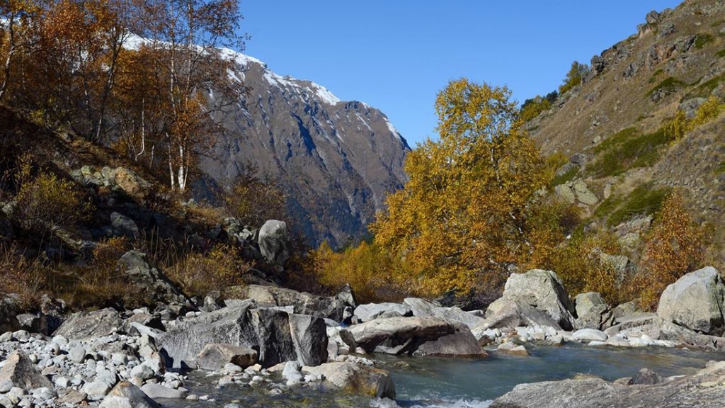 В ущелье Адыл-Су