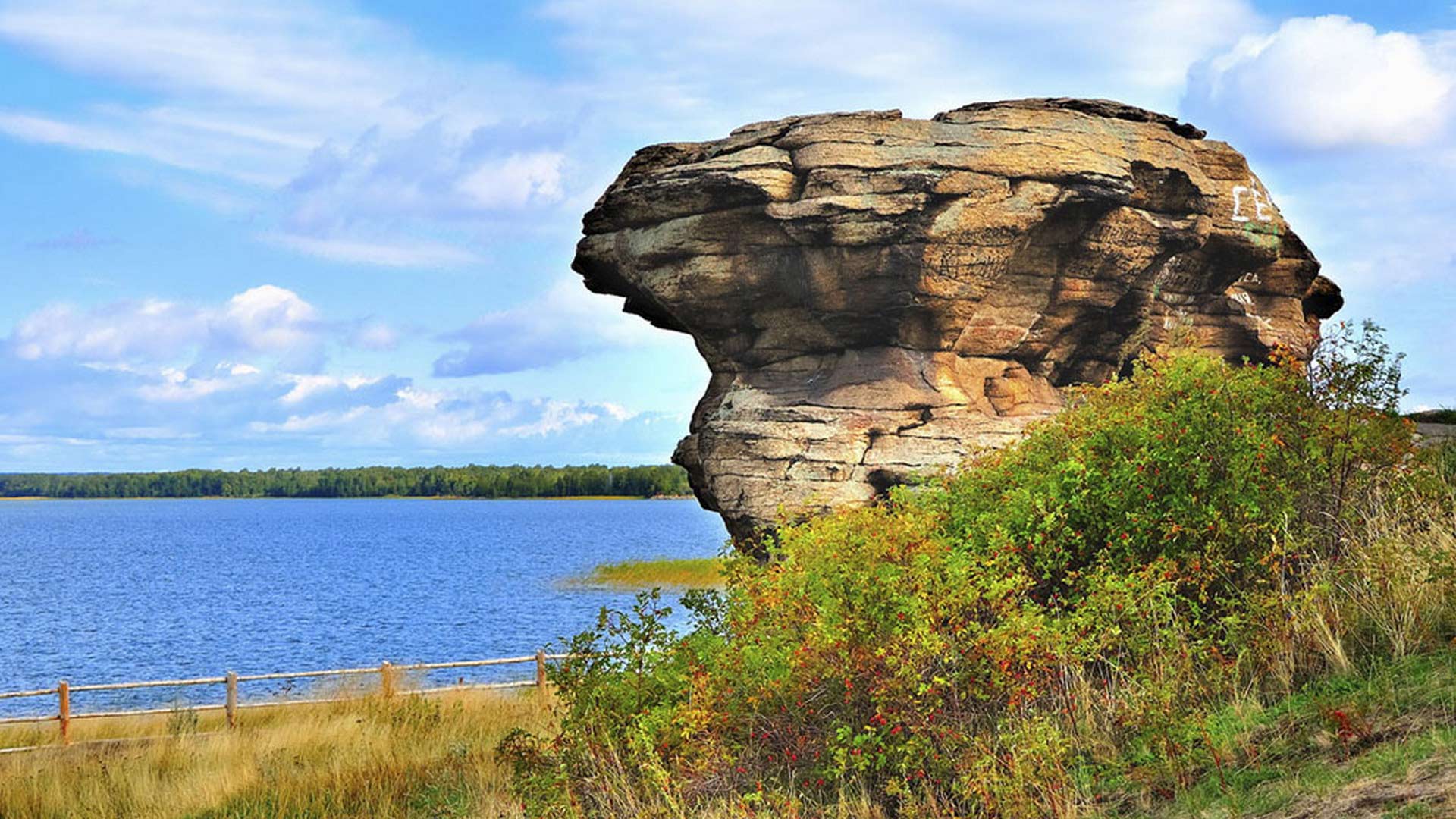 Камни Аллаки