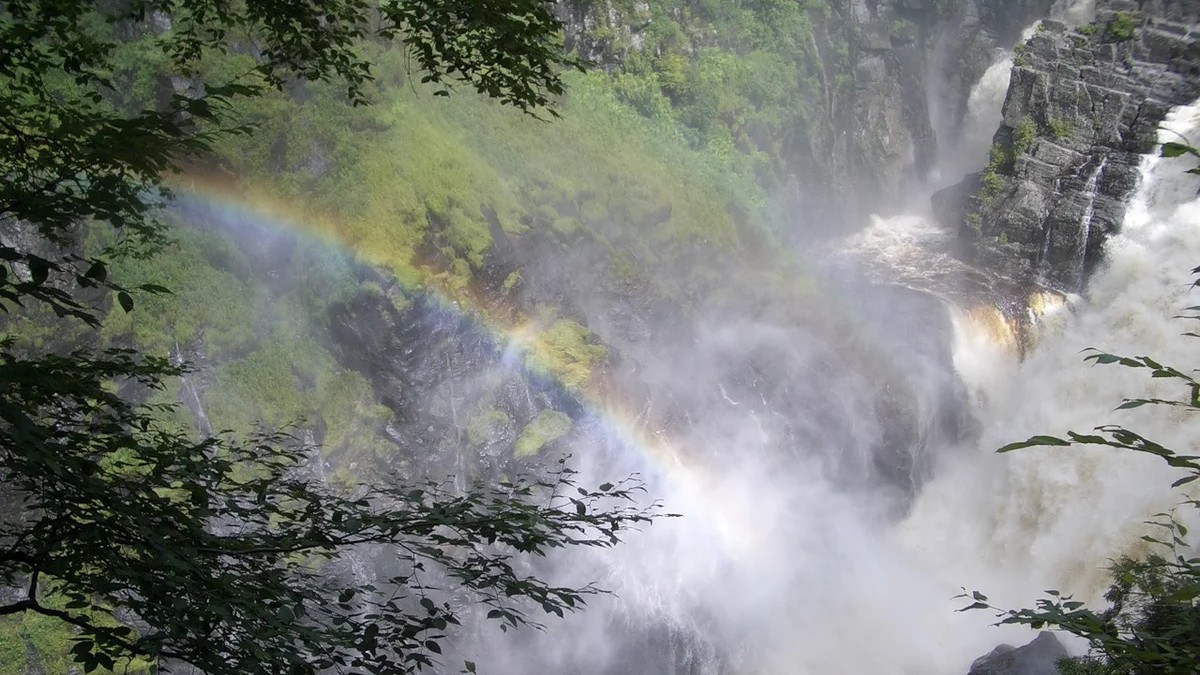 Водопад Ларес Басса