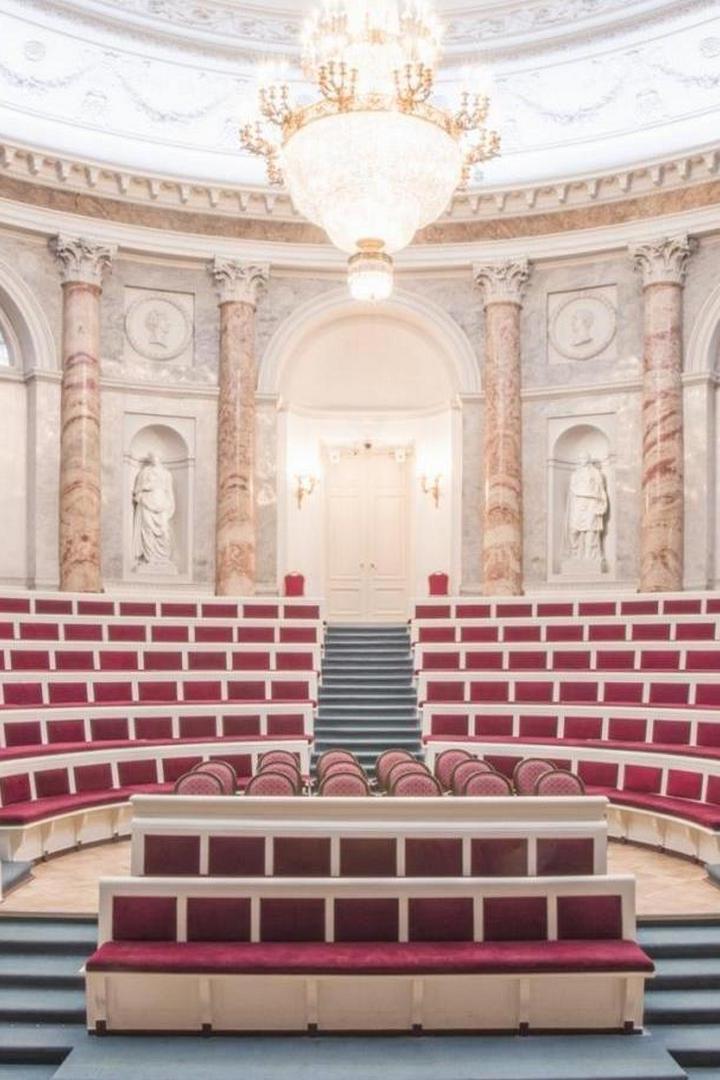 Инклюзив для Кармен