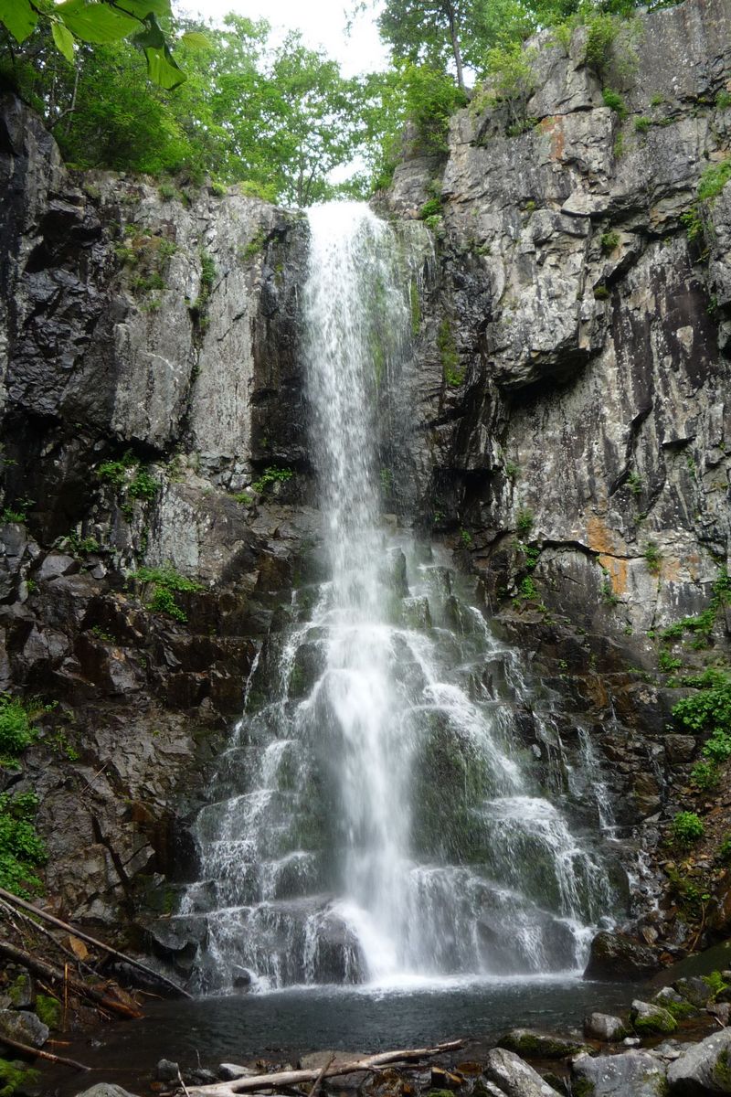 Водопад Еламовский