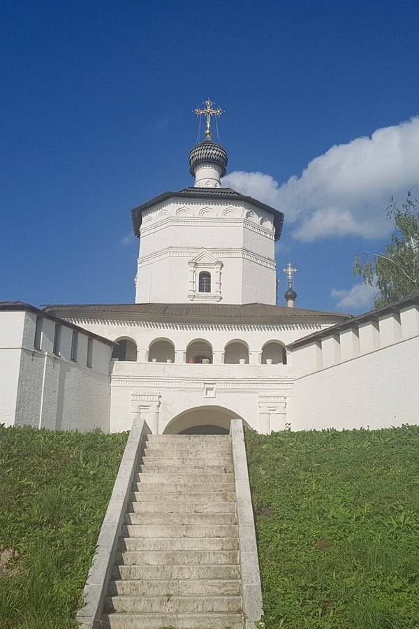 Старицкий монастырь