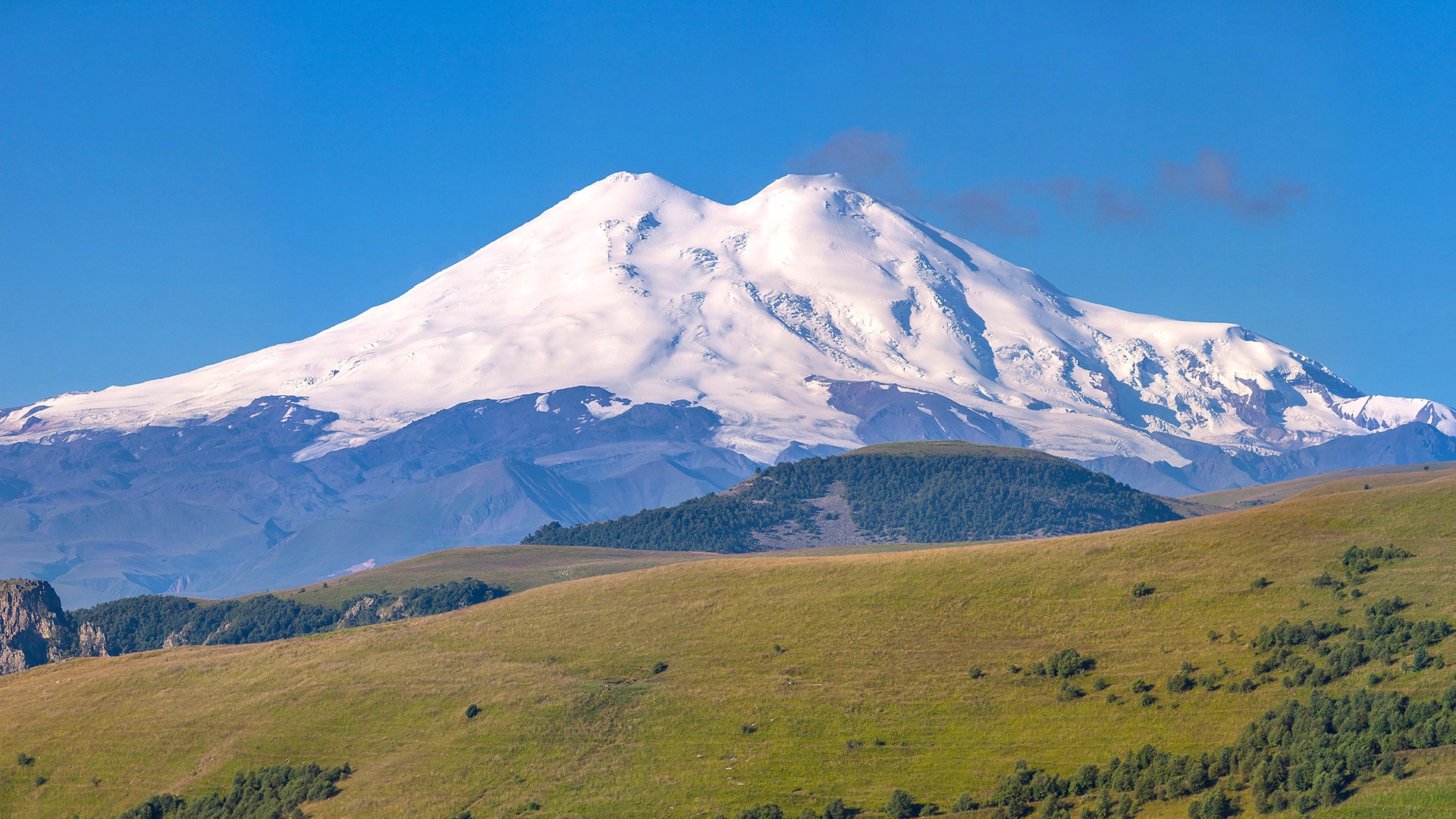 Склон горы Эльбрус