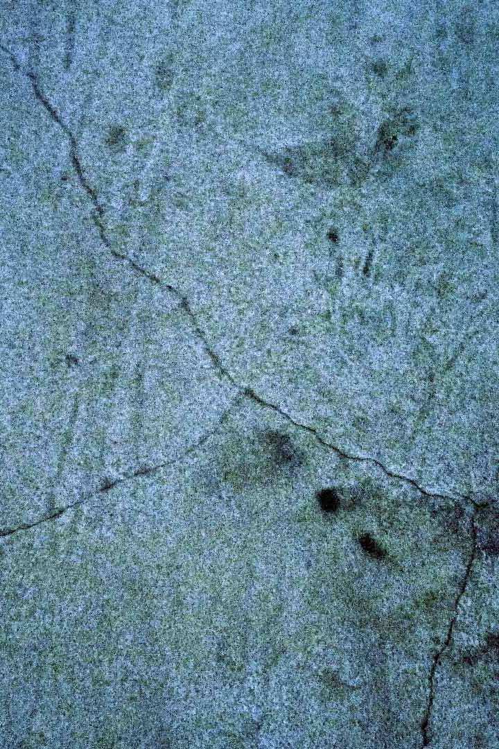 Между молотом и наковальней: на ножах