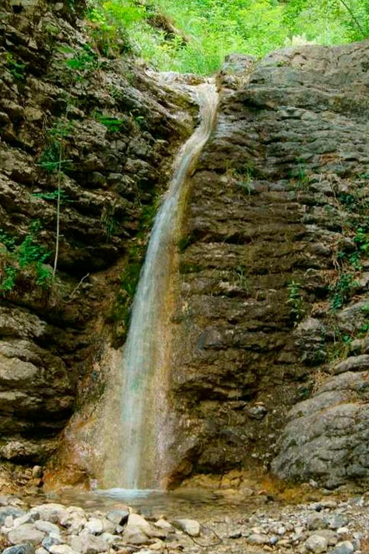 Романовский водопад