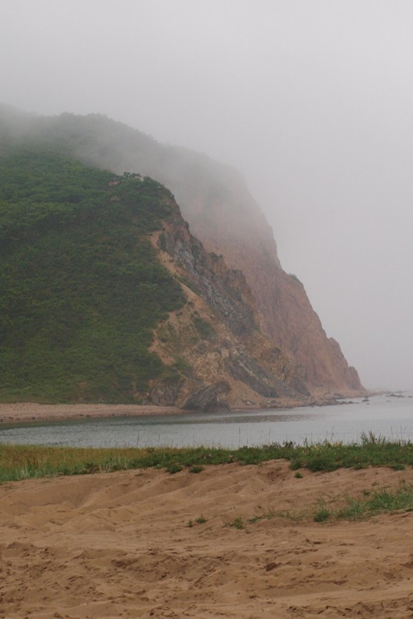 Бухта Красная скала