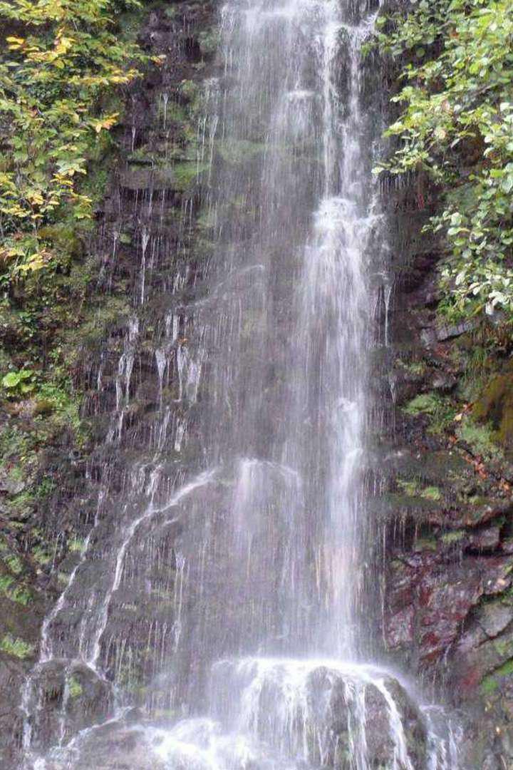 Водопад Девичьи слёзы