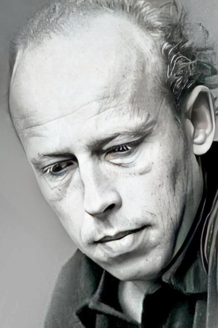 Портрет на фоне времени