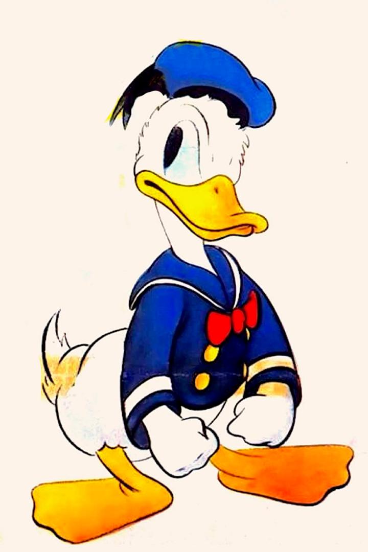 Смотрящий на часы