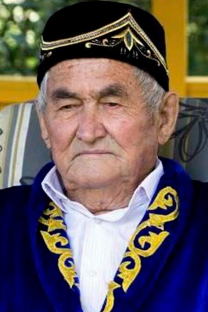 Сказитель Казакбаев