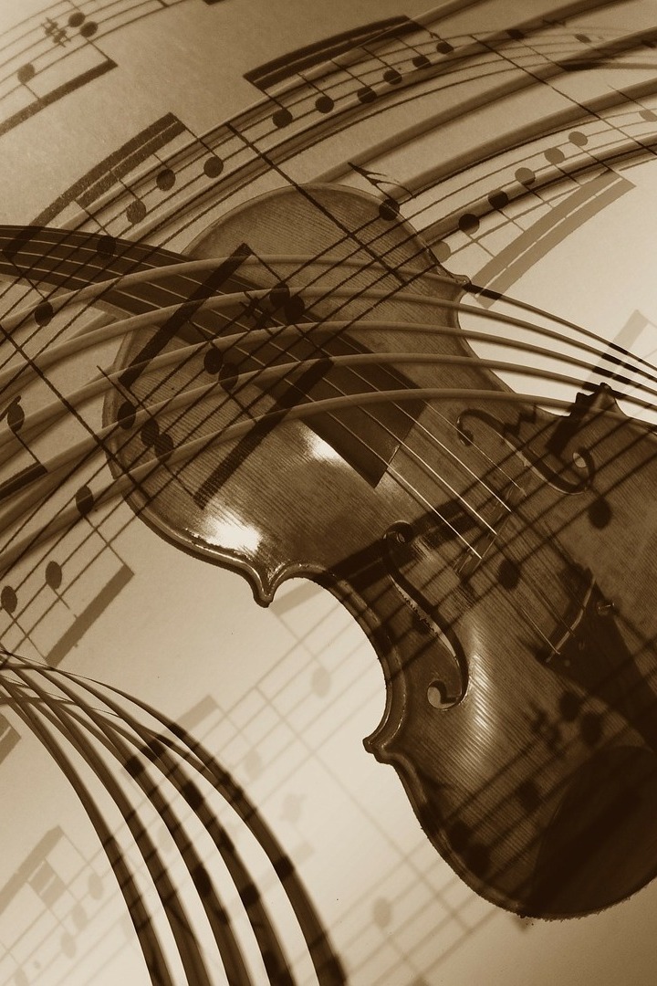 Его душа мелодией полна