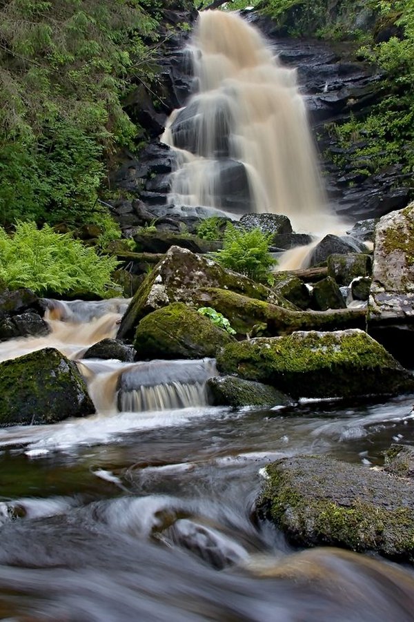 Водопад Белые мосты. Карелия, Россия