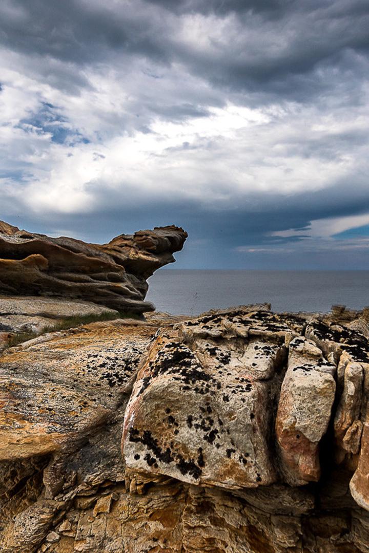 Берег Рыжих камней
