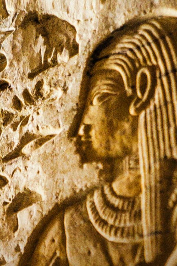 Саккара: тайные иероглифы пирамид