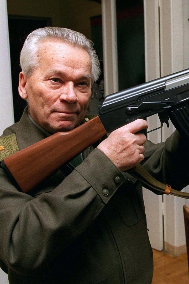 Михаил Калашников