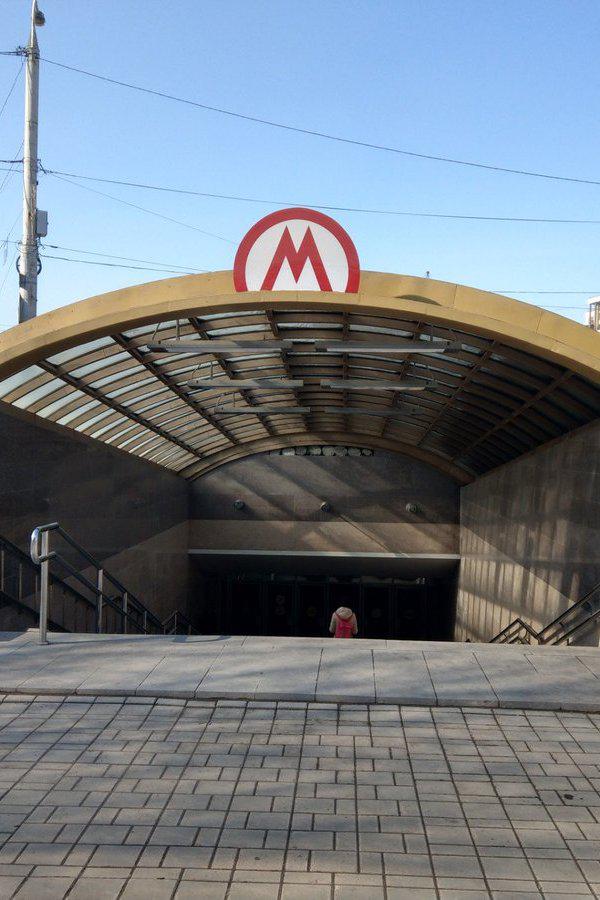 На лодках по Омскому метро