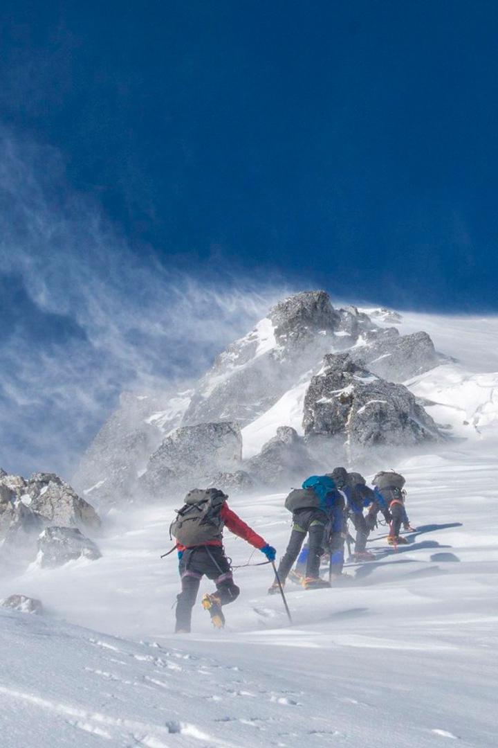 Зачем идете в гору вы?