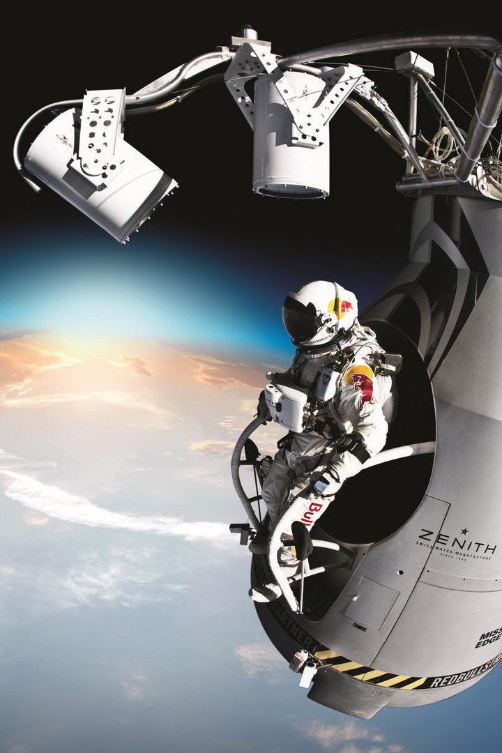 Космический прыжок Red Bull Stratos с Феликсом Баумгартнером
