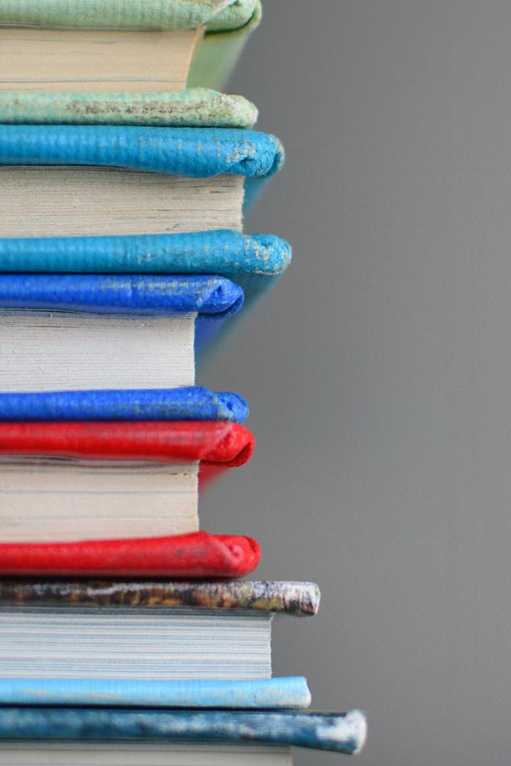 Учат в школе