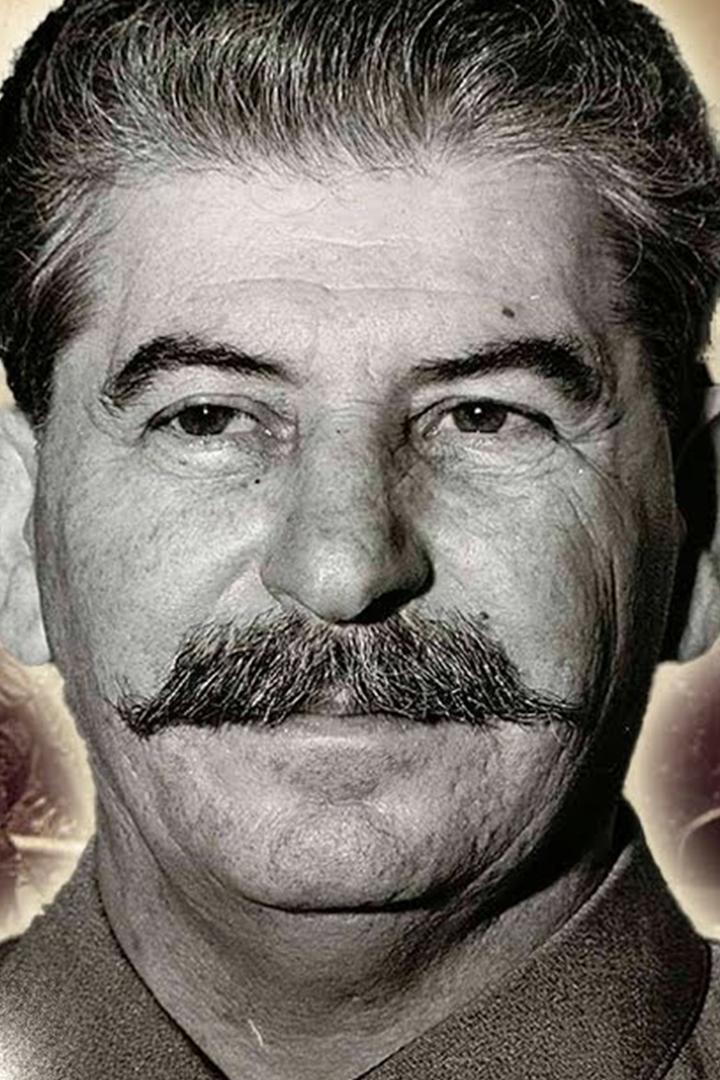 Иосиф Сталин в первые дни войны