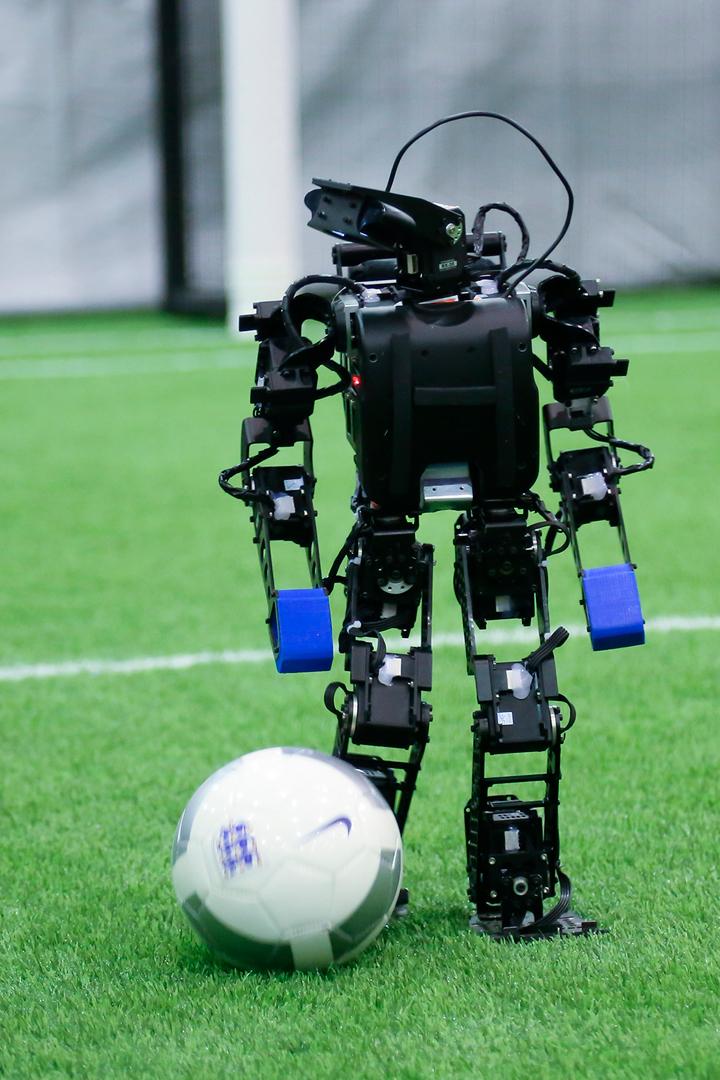 Роботизированный футбол