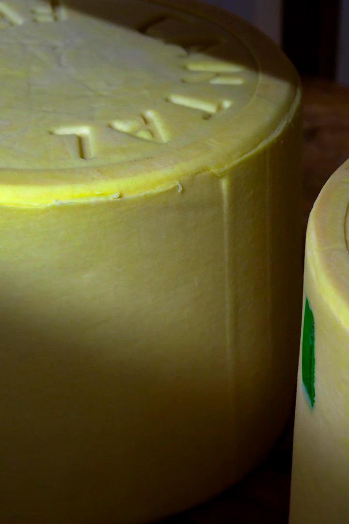 Сыр Канталь из Оверни