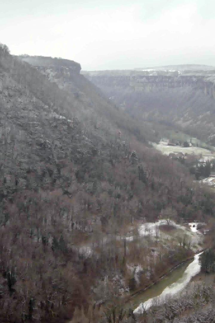 Бом-Ле-Месьё в Бургундии