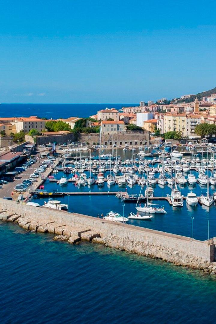 Город Аяччо