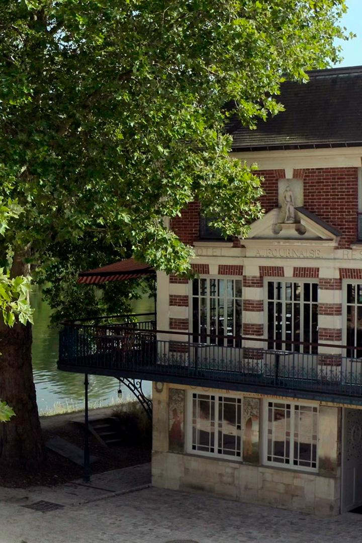 Дом Фурнез в Париже