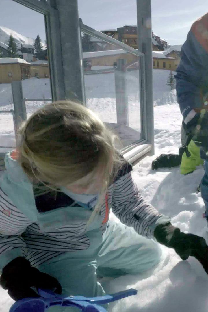 Игра в снежки в Альпах