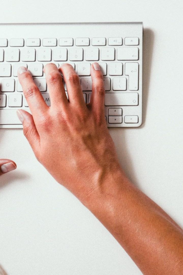 Кряквы на озере