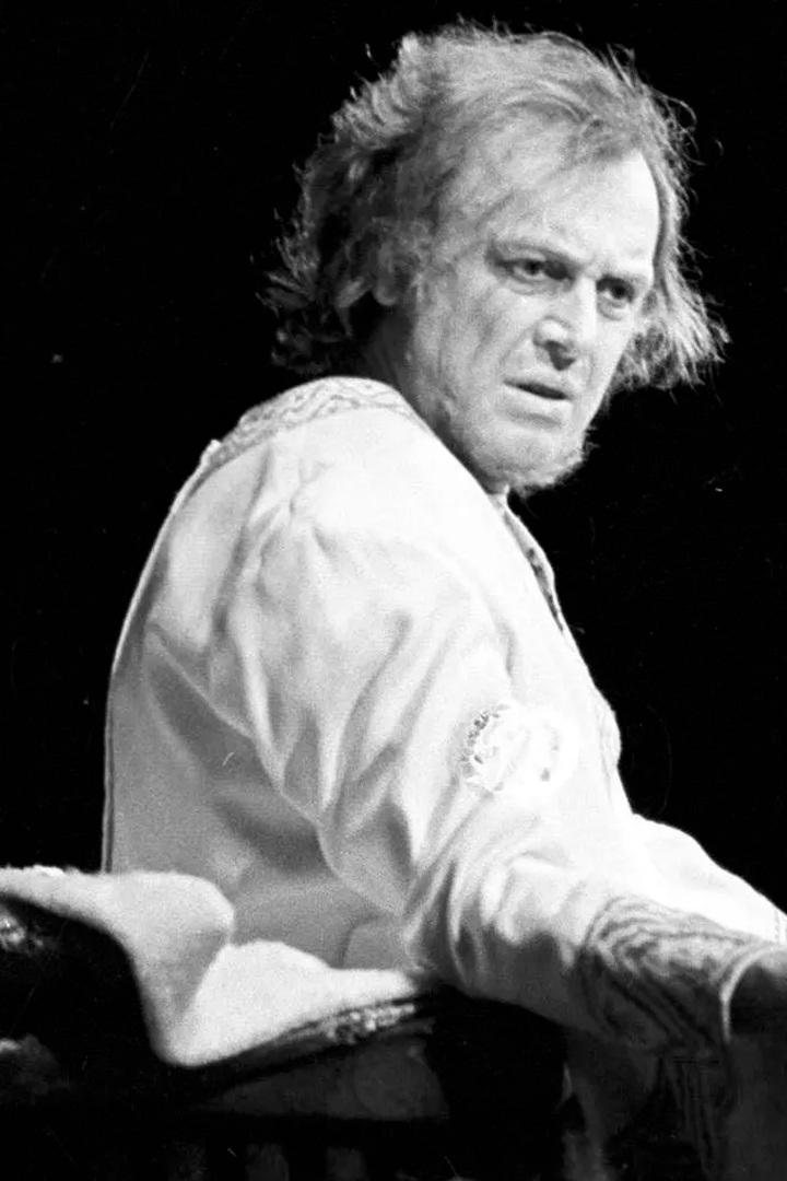 Меня вела какая-то сила