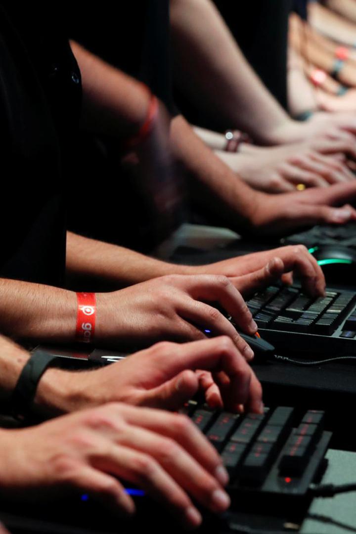 Киберспорт. Мировая серия Gran Turismo. 1-й этап. Кубок наций