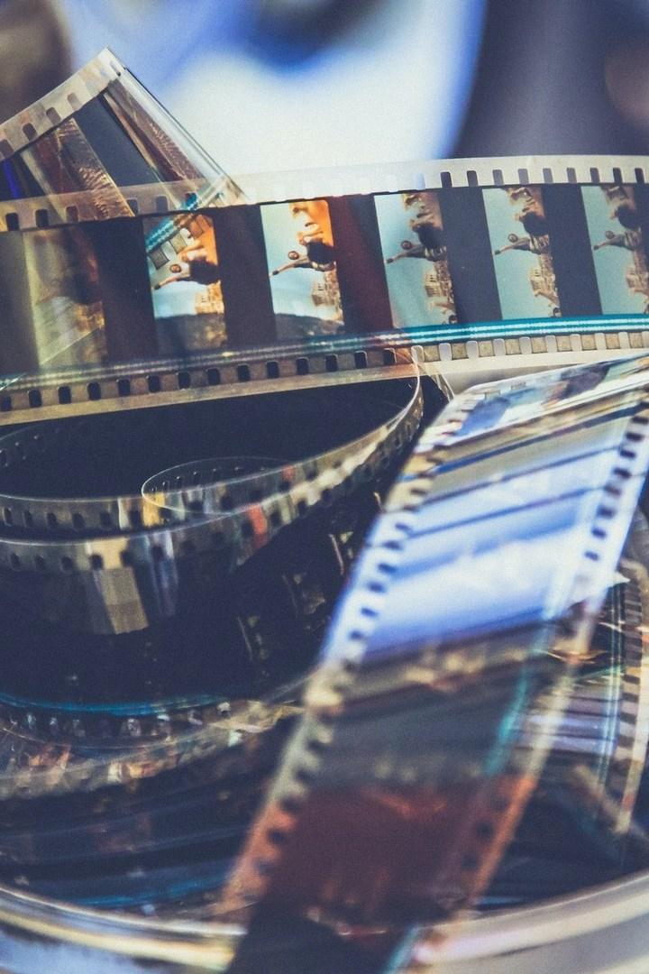 Ну что ж ты странная такая! как создаются нелепые песни