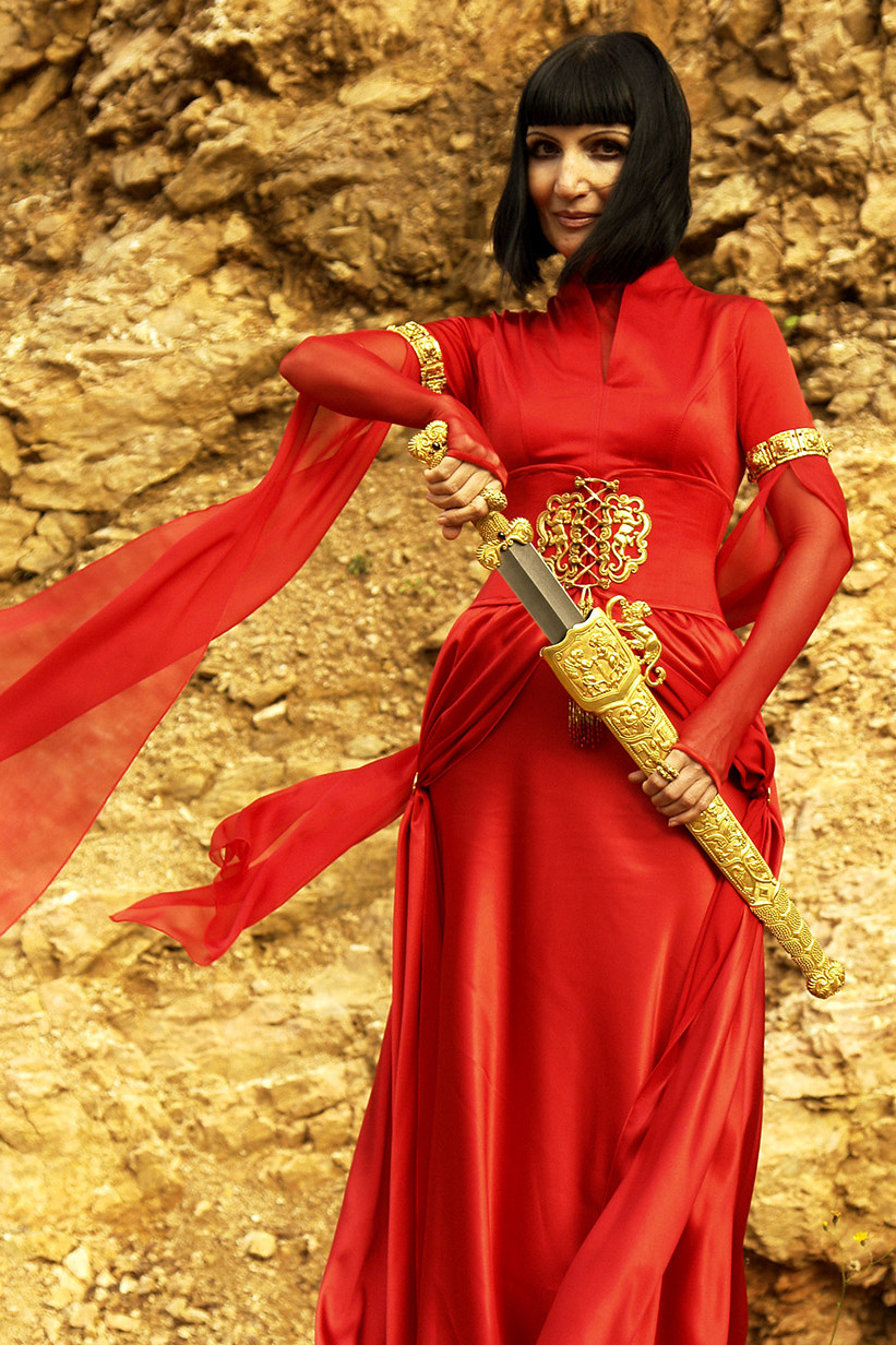 Златокузнец Ася Еутых