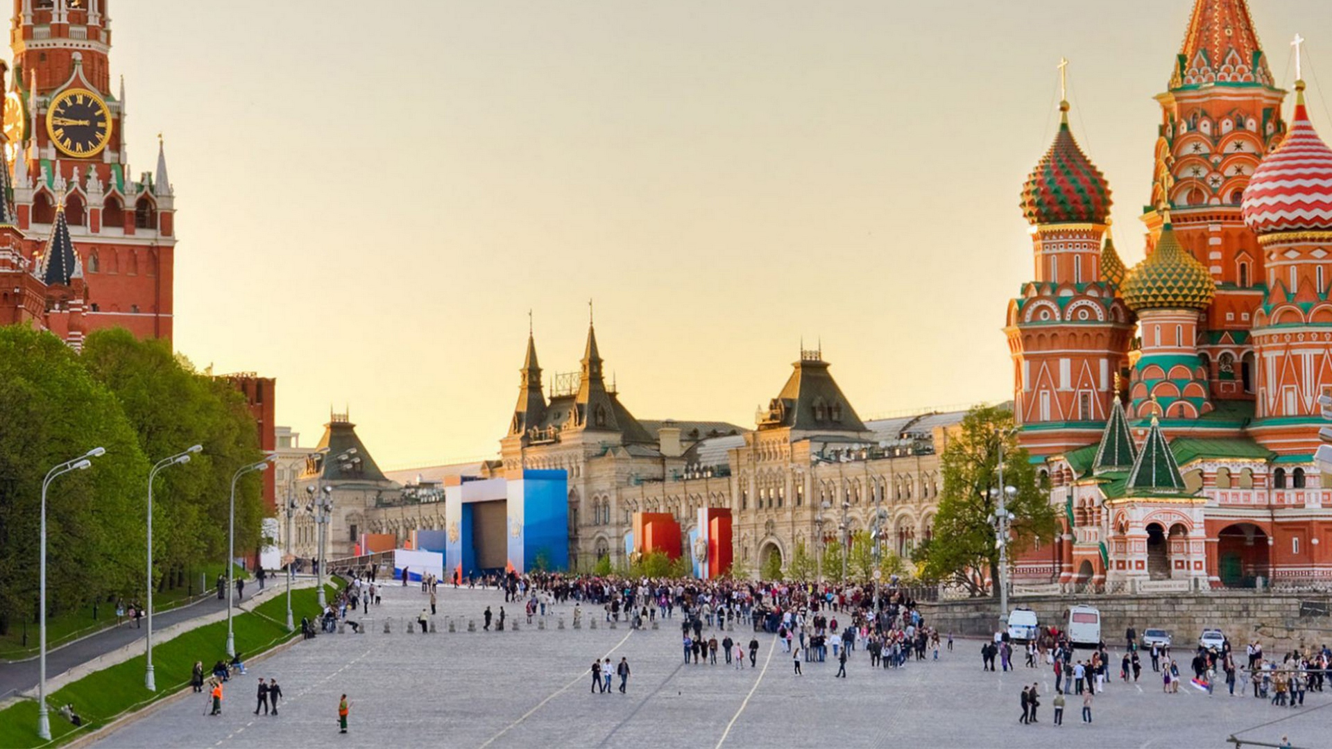 Иностранцы в России