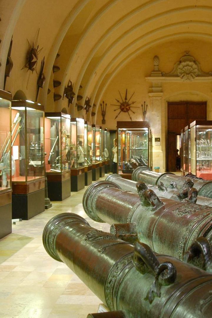 Кремль. Хранители сокровищницы России