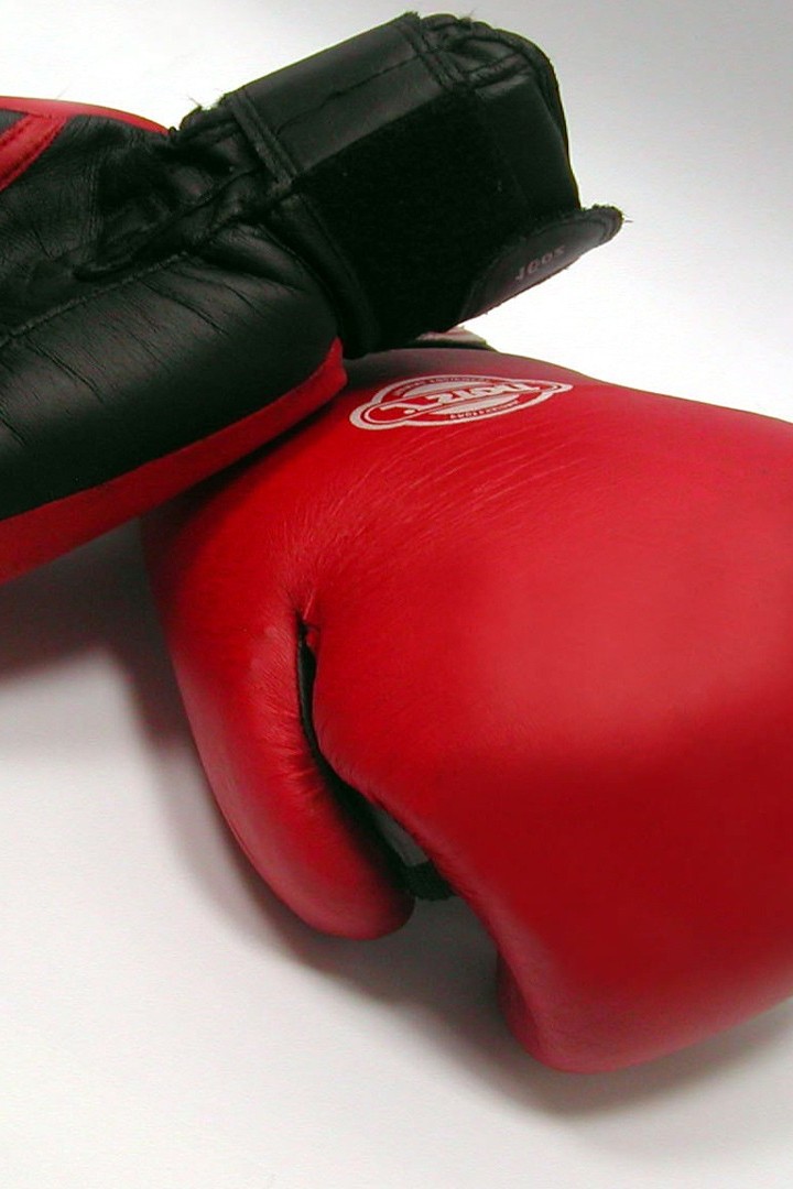 Профессиональный бокс. Хабиб Аллахвердиев против Кайзера Мабузы